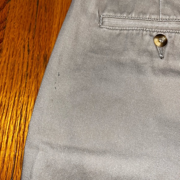 Tommy Hilfiger Khaki Mens shorts size 36 - Picture 5 of 5